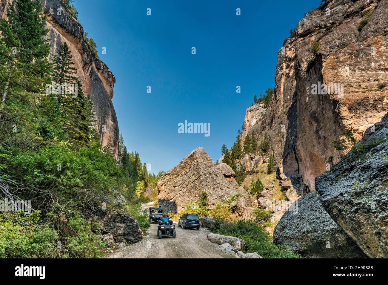 ATV und UTV im Crazy Woman Canyon, Bighorn National Forest, in der Nähe von Buffalo, Wyoming, USA Stockfoto