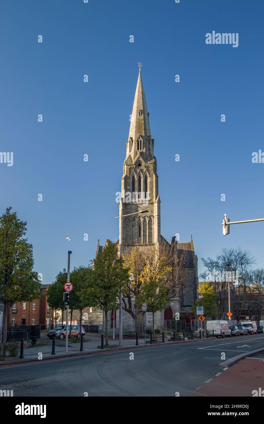 Royal Canal Waterway, Royal Canal Schleusen, Dock und Schleusen am Royal Canal, alte Ingenieurskunst, Reisen in Pandemium, Dublin, Irland Stockfoto