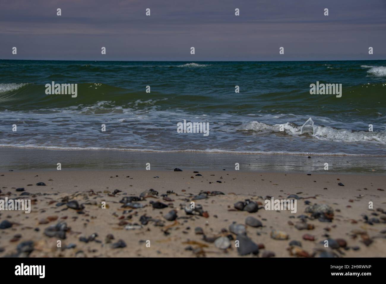 Das Rauschen des Meeres am Ostseestrand bei Darß Stockfoto