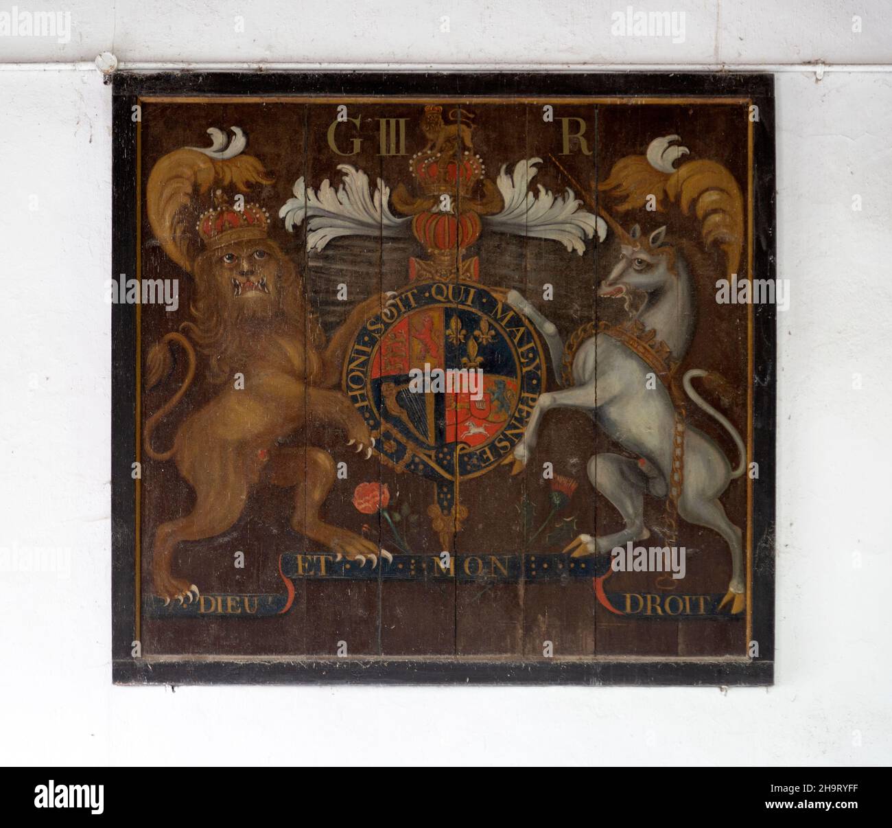 König Georg der Dritte 1760-1820, Königliches Wappen, Aldham Church, Suffolk, England, Vereinigtes Königreich Stockfoto