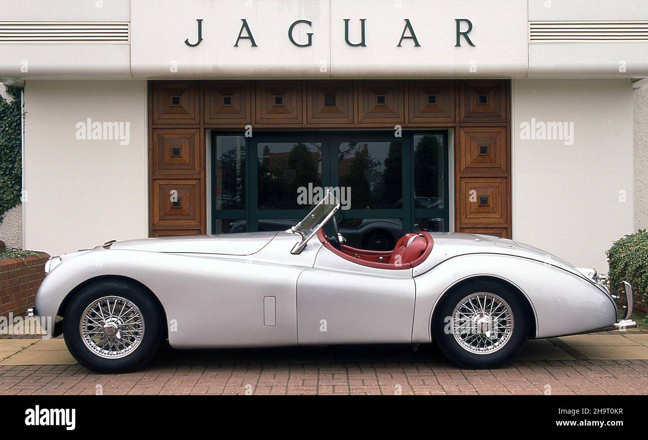 1954 Jaguar XK120 im Jaguar Werk Browns Lane 1994 Stockfoto