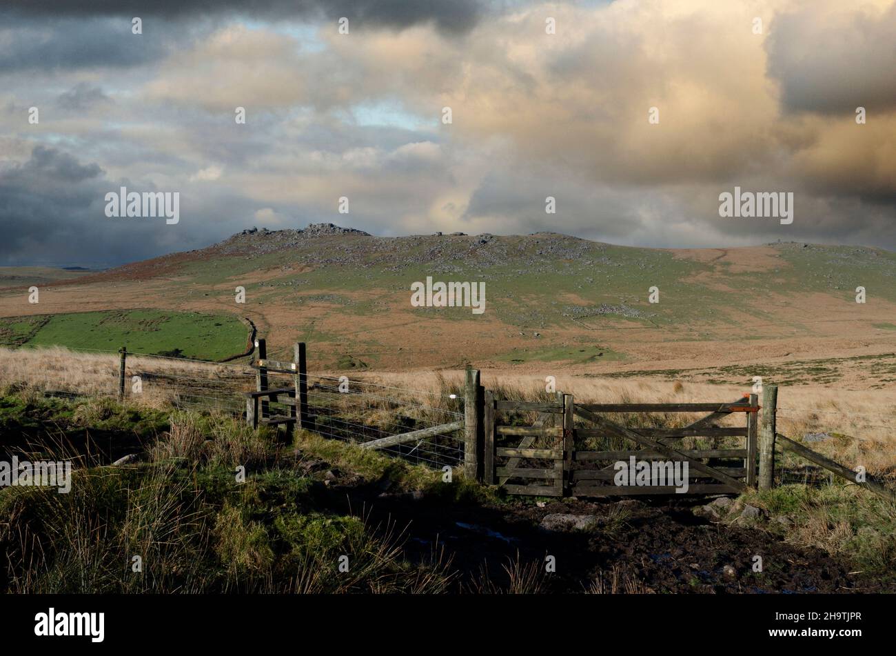 Gewitterwolken über rauem Tor am bodmin Moor in cornwall england Stockfoto