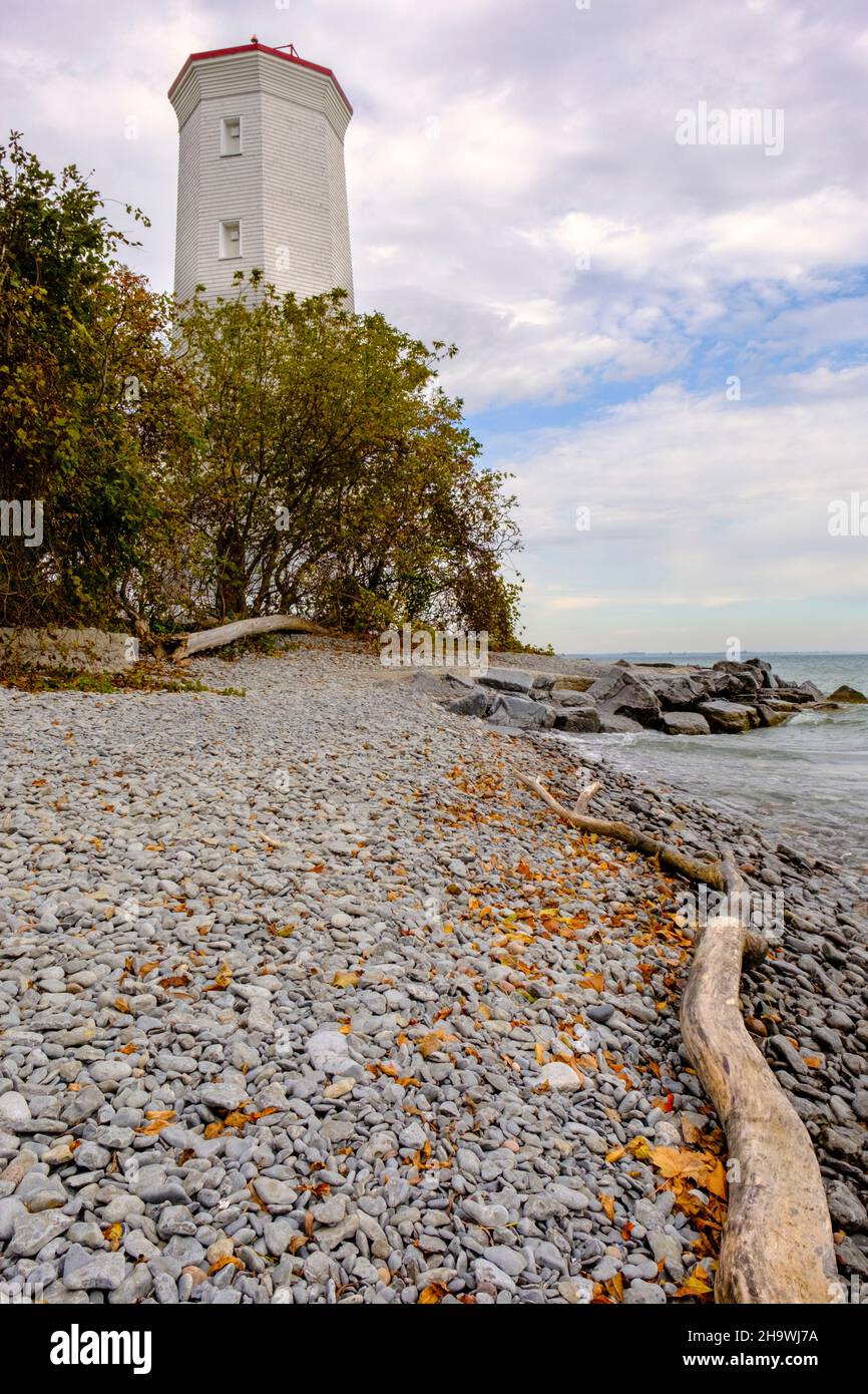 Presq'uile Provincial Park Leuchtturm, Kiesstrand am Nordufer des Lake Ontario, Brighton, Ontario, Kanada Stockfoto