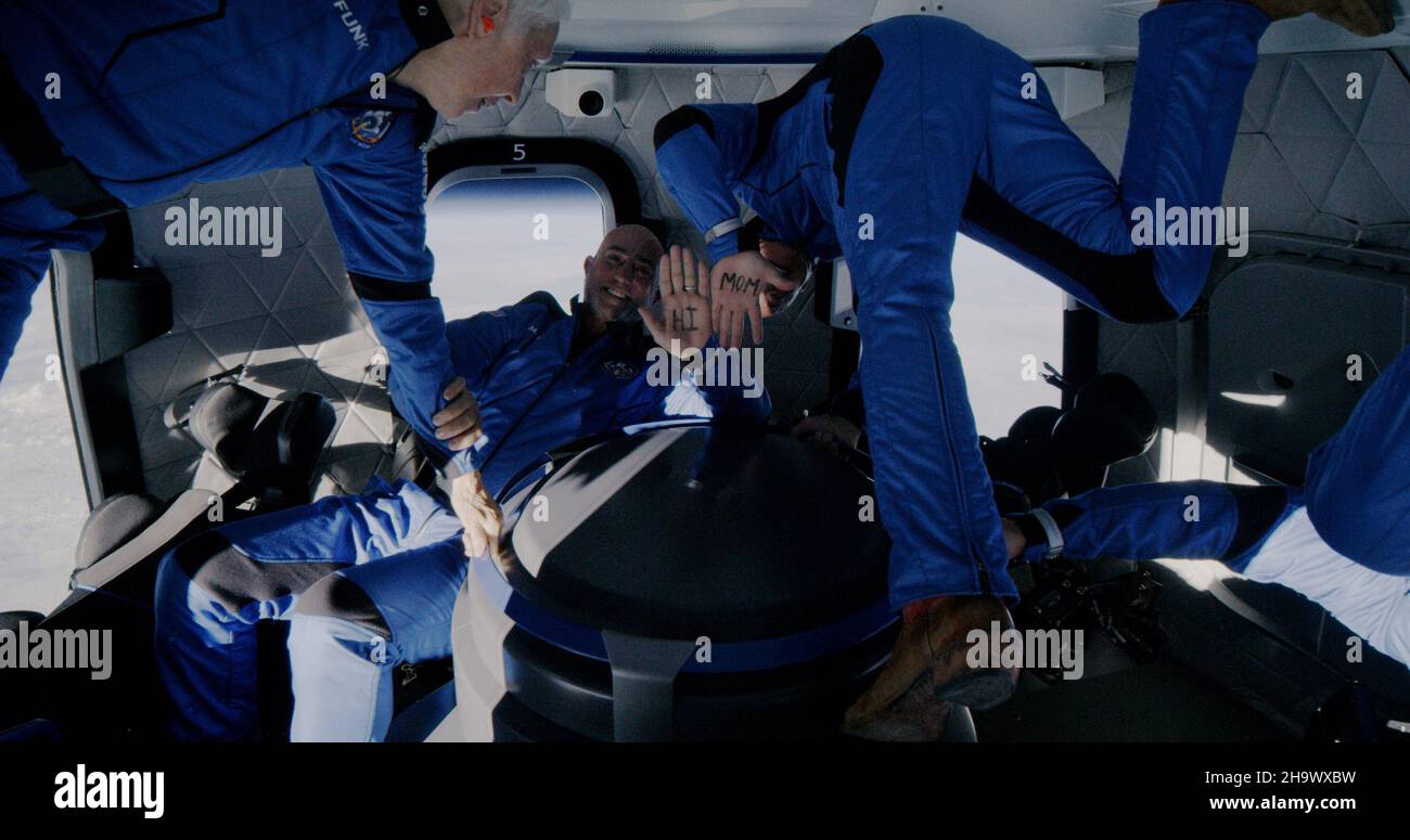 Van Horn, Texas, USA. 20th. Juli 2021. New Shepard, die vollständig wiederverwendbare Suborbitalsonde von Blue Origin (benannt nach dem NASA-Astronauten Alan Shepard, dem ersten Amerikaner im All), startete vom Launch Site One des Unternehmens in der Nähe von Van Horn, Texas, Quelle: Blue Origin/ZUMA Wire/ZUMAPRESS.com/Alamy Live News Stockfoto