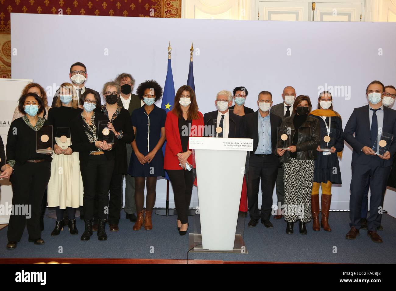 Die Delegierte der französischen Ministerin für Inneres, Marlene Schiappa, hält am 9. Dezember 2021 im französischen Innenministerium eine Rede während der Zeremonie des Prix de la Laicite 2021. Foto von Jerome Domine/ABACAPRESS.COM Stockfoto