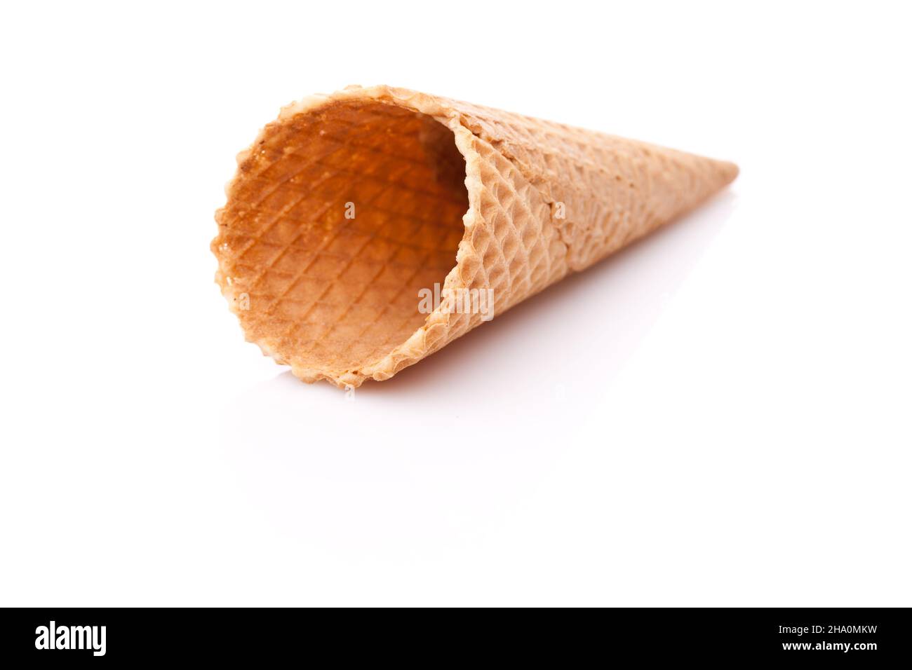 Eiskegel, Waffel, leer, offen, hohl, Eis, Eis, Horn, blank, neu, Weiß, echt, Hintergrund, Detail, Waffeln, Nahaufnahme, Nahaufnahme, Pastri Stockfoto