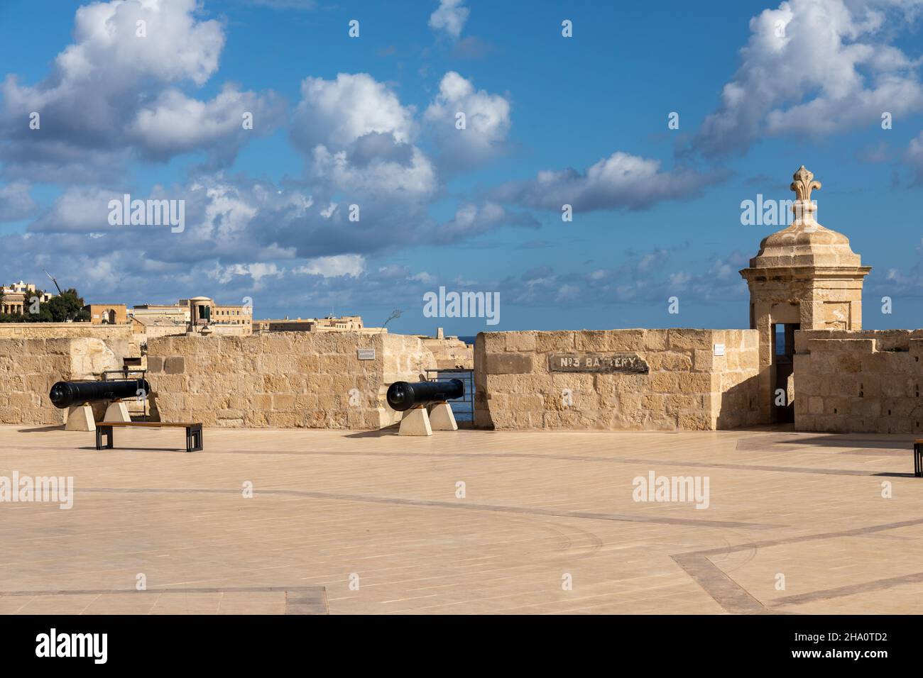 No 3 Batterie in Fort St Angelo eine Bastion in Birgu, Malta, Europa. Ein historisches Wahrzeichen, das zum UNESCO-Weltkulturerbe gehört. Stockfoto