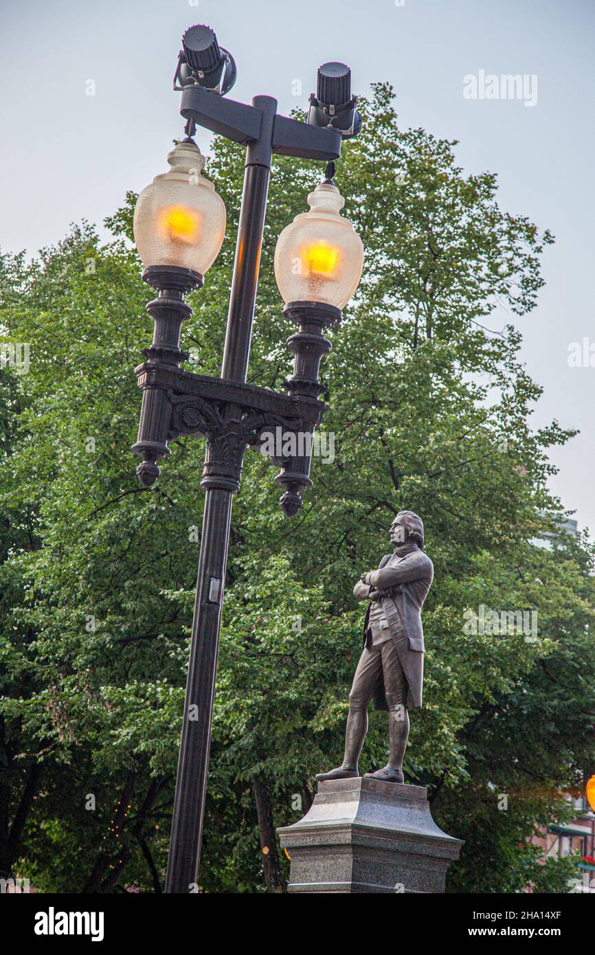Statue von Sam Adams in Faneuil Hall, Boston, MA Stockfoto