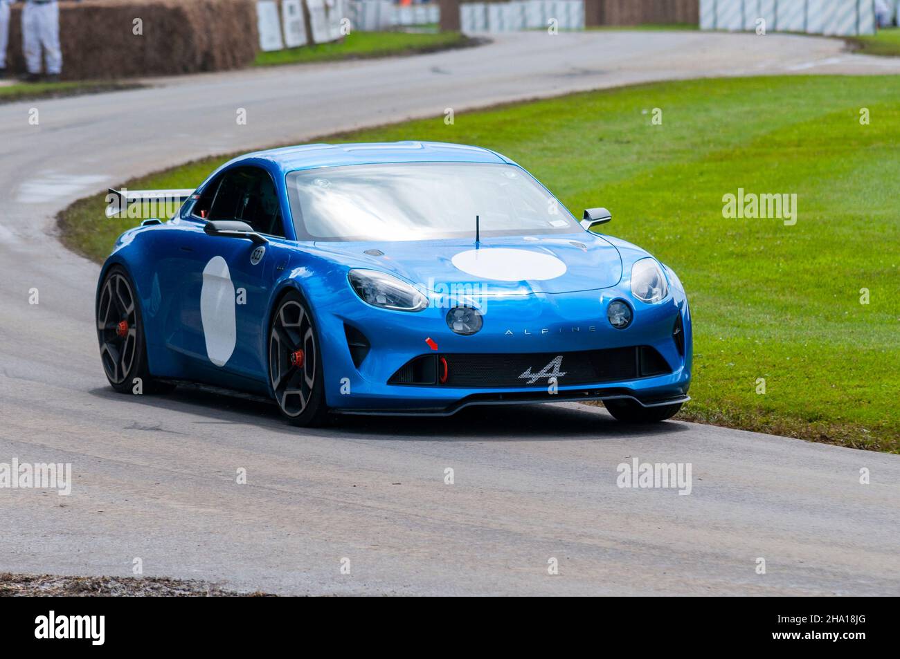 Renault Alpine Vision Concept Car fährt den Berg hinauf beim Goodwood Festival of Speed 2016. Motorsport und Autoevent Stockfoto