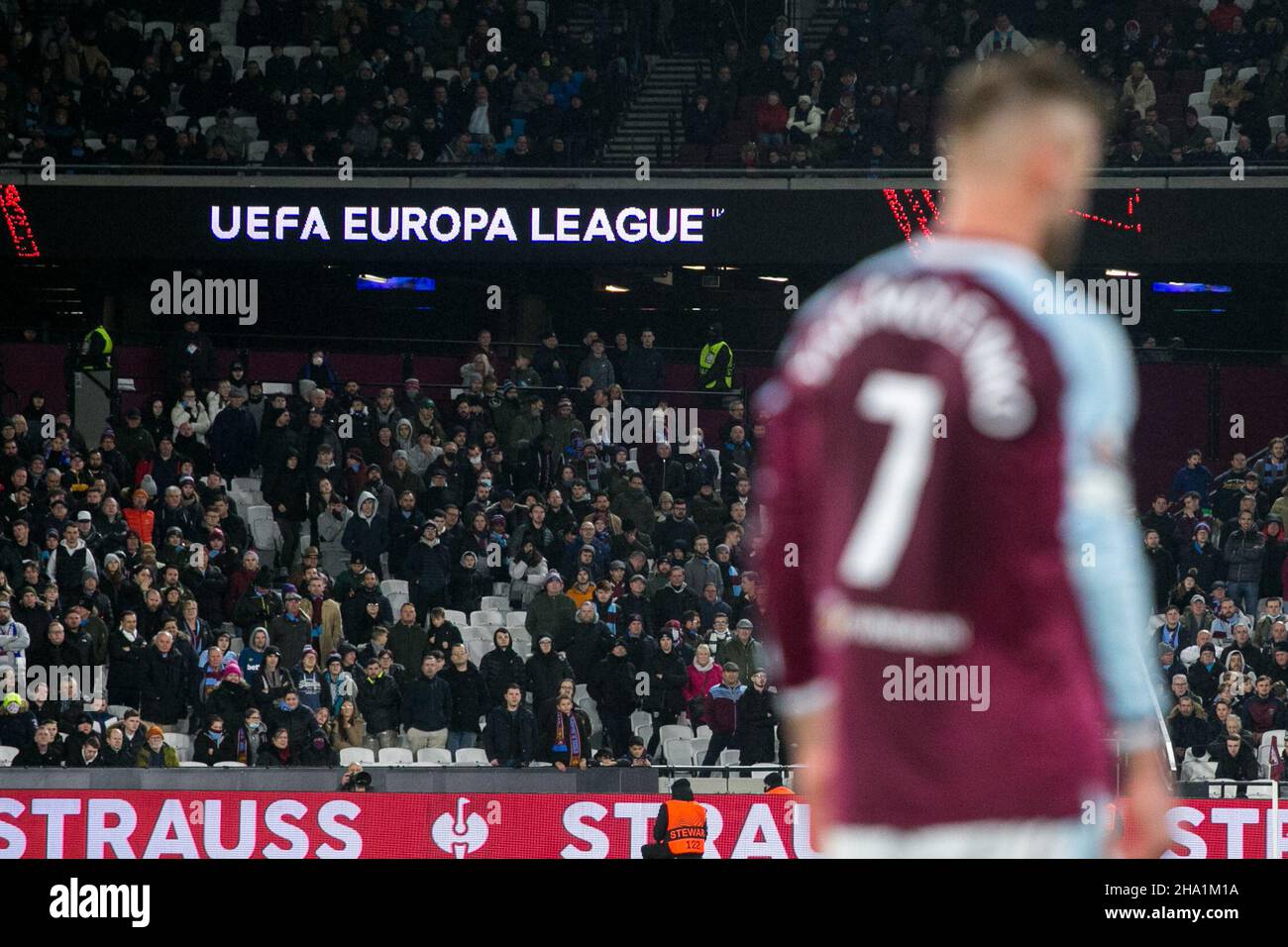 LONDON, GBR. DEZ 9th London Stadium im Rahmen des UEFA Europa League-Spiels zwischen West Ham United und Dinamo Zagreb am Donnerstag, dem 9th. Dezember 2021, im London Stadium, Stratford. (Kredit: Federico Maranesi | MI Nachrichten) Kredit: MI Nachrichten & Sport /Alamy Live Nachrichten Stockfoto