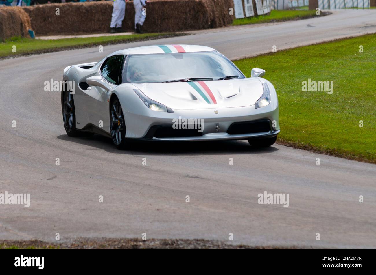 Ferrari 458 MM Speciale beim Goodwood Festival of Speed im Jahr 2016 auf der Bergrennen-Strecke. Einmal Ferrari 458 Speciale Stockfoto