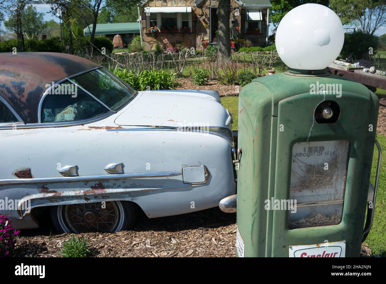 Everton, Missouri, MO, USA Gay Parita's Sinclair Station Stockfoto Everton, Missouri, MO, USA Gay Parita's Sinclair Station Stockfoto