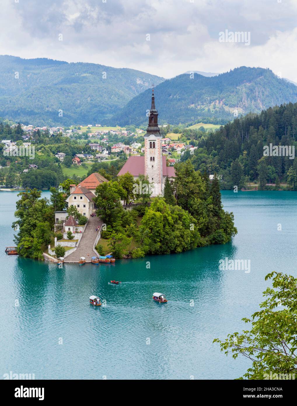 Bled, Obere Krain, Slowenien. Kirche Mariä Himmelfahrt auf die Insel. Stockfoto