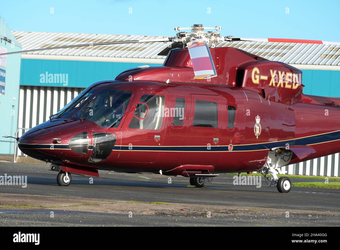 Der Queens Flight Sikorsky S-76C Hubschrauber wurde von Mitgliedern der Royal Family Registration G-XXED im Jahr 2021 gesehen Stockfoto