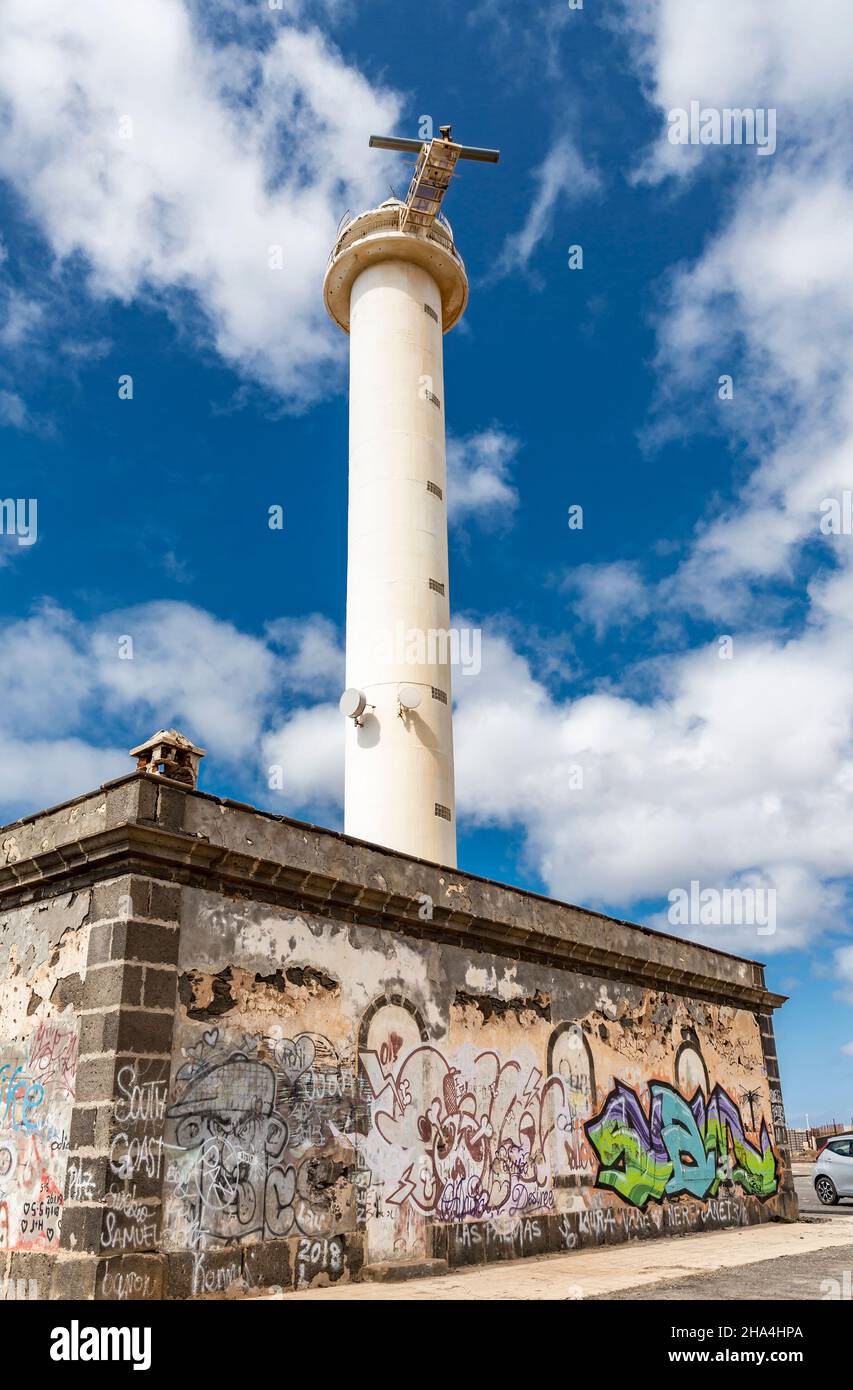 Alter und neuer Leuchtturm, faro de punta pechiguera, playa blanca, lanzarote, Kanaren, kanarische Inseln, spanien, europa Stockfoto