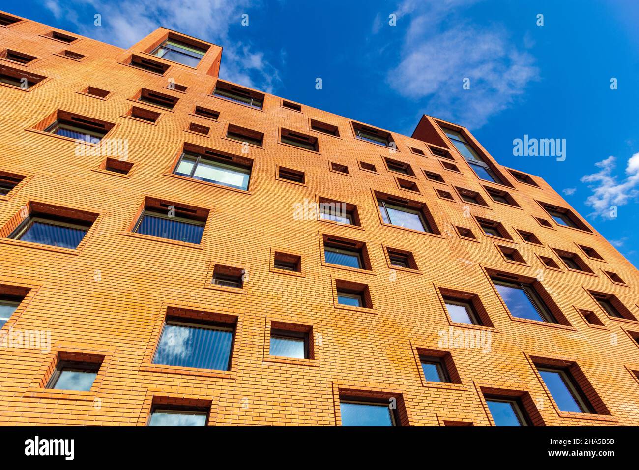 Kopenhagen, Koebenhavn: Moderne Mehrfamilienhäuser am alten Hafen Oestbassin in der Gegend von Soendre Frihavn (Freeport), in , Seeland, Sjaelland, Dänemark Stockfoto