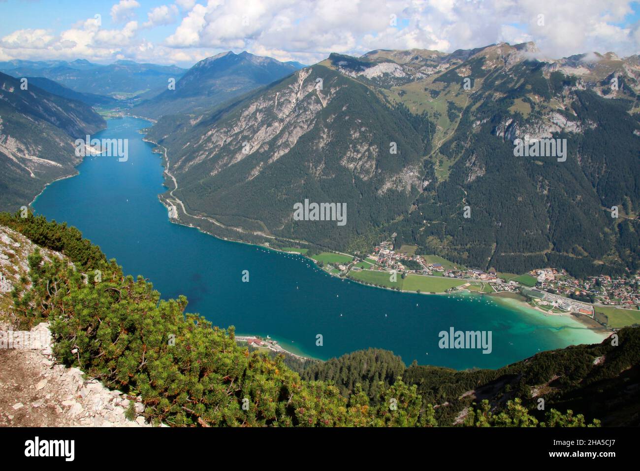 Blick vom bärenkopf (1991m),achensee,linke Seebergspitze und seekarspitze,rechts rofangebirge,tirol,österreich Stockfoto