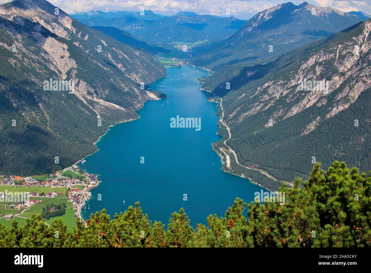Blick vom bärenkopf (1991m),achensee,linke Seebergspitze und seekarspitze,rechts rofangebirge,pertisau,tirol,österreich Stockfoto
