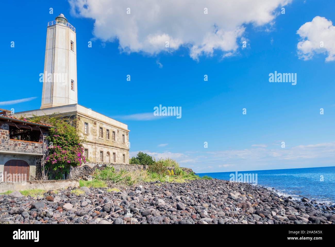 Leuchtturm, Vulkaninsel, Äolische Inseln, Sizilien, Italien, Stockfoto