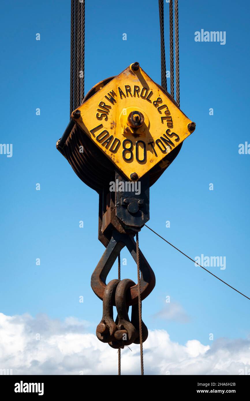 Kranhaken am Schwimmkran, 'Hikatea', Wellington, Nordinsel, Neuseeland Stockfoto