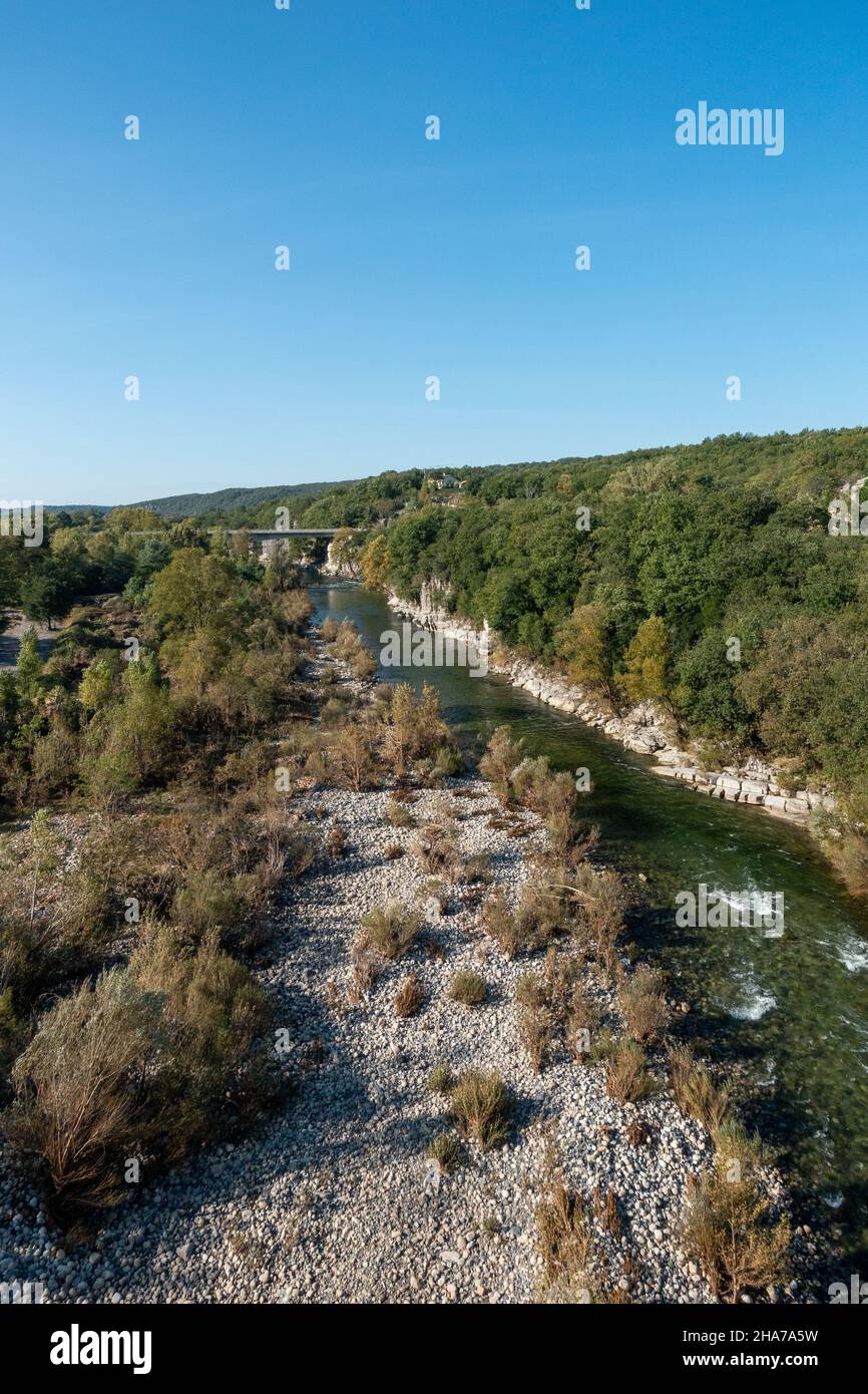 Blick von Viaduc de Vogüé, Frankreich Stockfoto