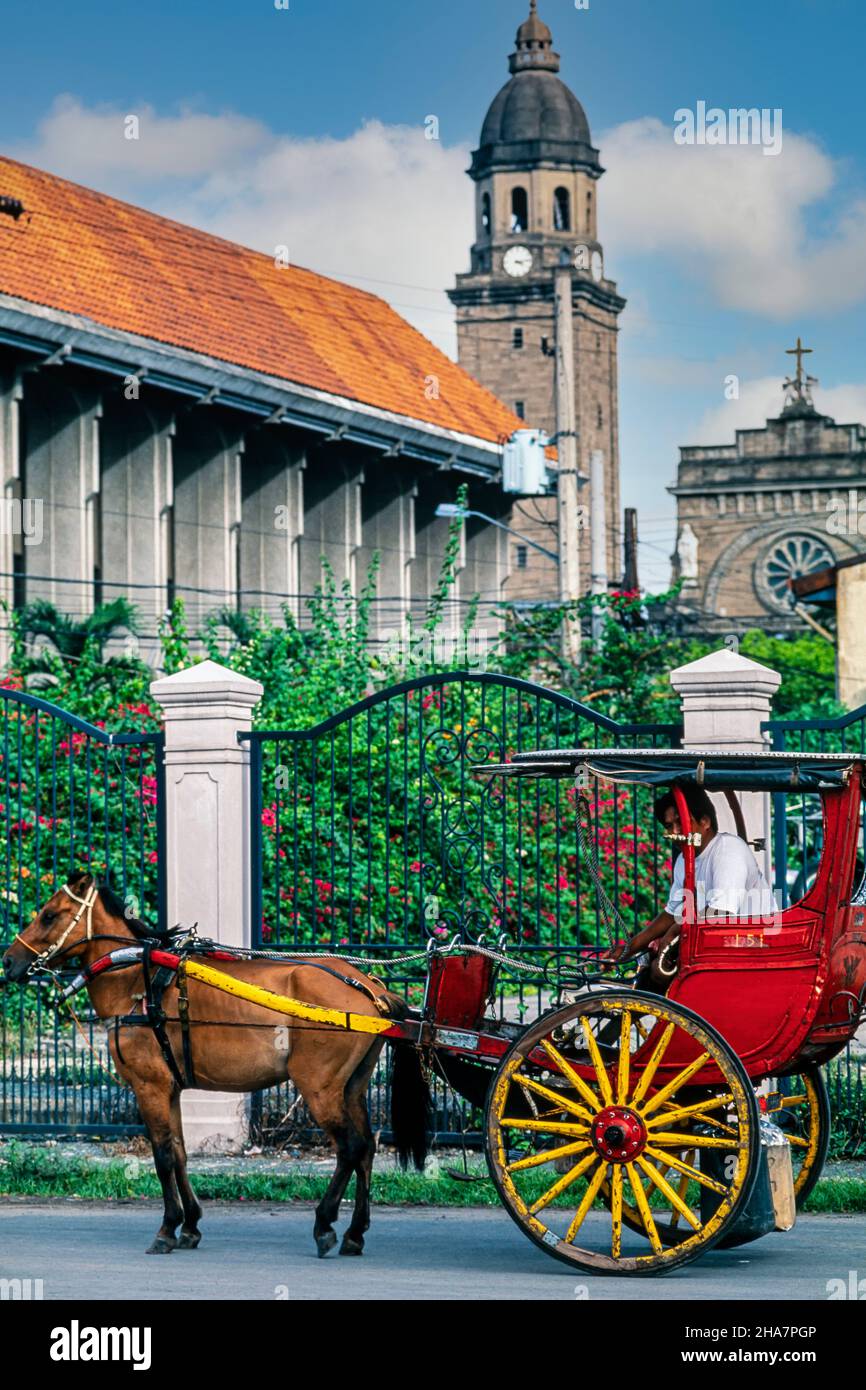 Kalesa und Fahrer, Intramuros, Manila, Philippinen Stockfoto