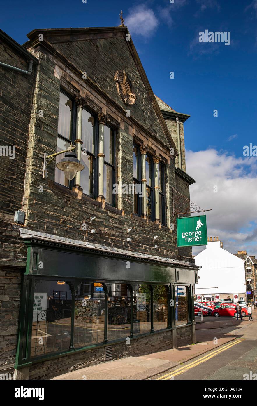Großbritannien, Cumbria, Allerdale, Keswick, Lake Road, George Fisher Outdoor-Shop in Henry Maysons viktorianischen Fotografen Räumlichkeiten Stockfoto