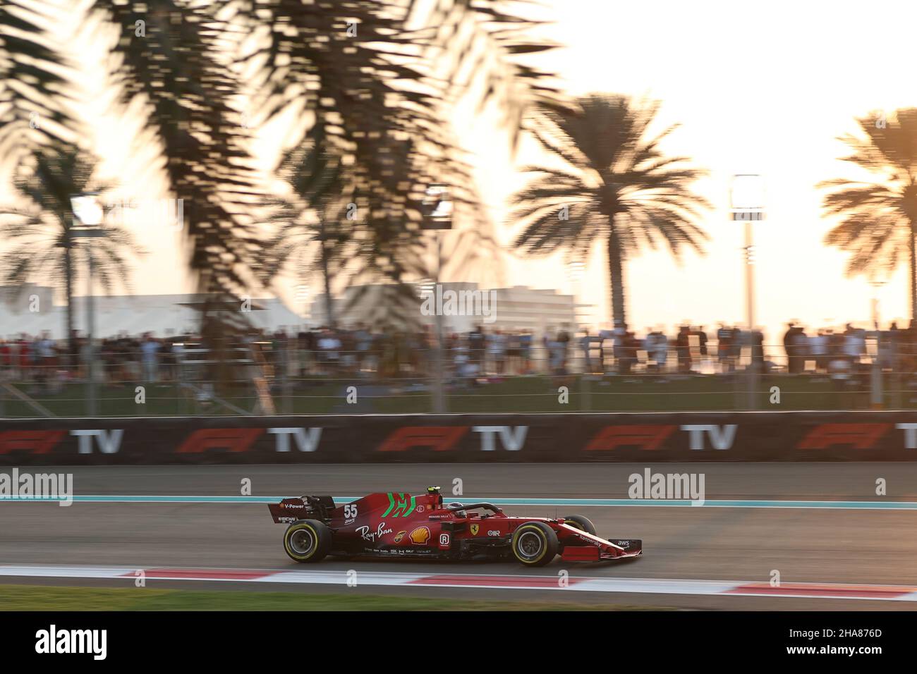11th. Dezember 2021; Yas Marina Circuit, Abu Dhabi, Vereinigte Arabische Emirate: FIA Abu Dhabi F1 Grand Prix Qualifikationstag: Scuderia Ferrari Mission winnow, Carlos Sainz Stockfoto