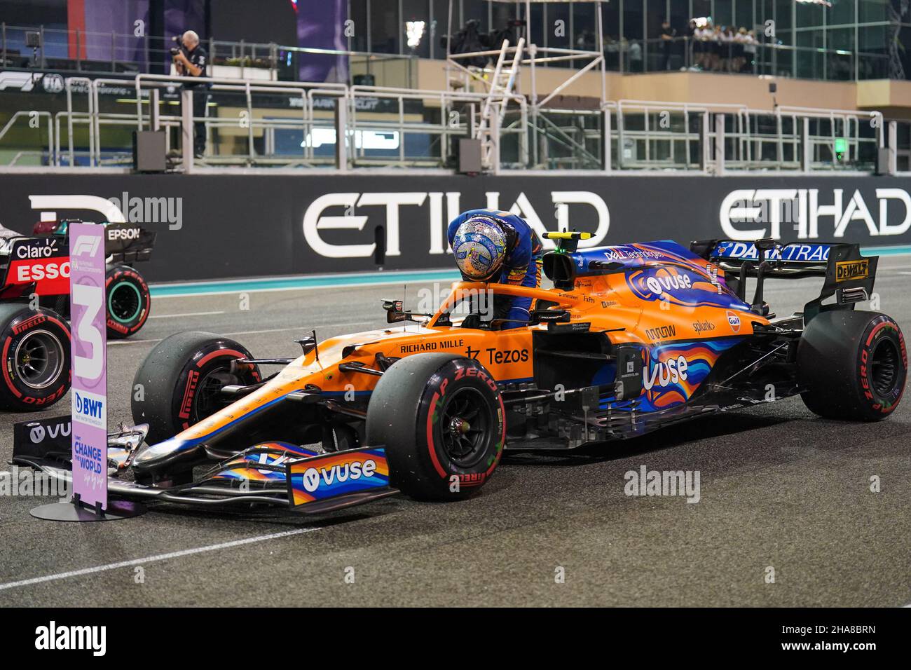 Yas Marina Circuit, Yas Island 11th. Dezember 2021 während des FORMEL 1 ETIHAD AIRWAYS ABU DHABI GRAND PRIX 2021 in den Vereinigten Arabischen Emiraten Eleanor Hoad Stockfoto