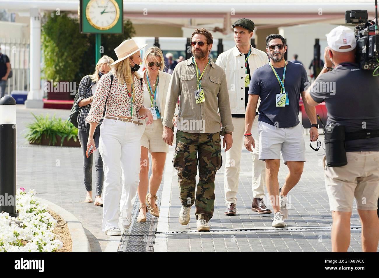 11.12.2021, Yas Marina Circuit, Abu Dhabi, FORMEL 1 ETIHAD AIRWAYS ABU DHABI GRAND PRIX 2021, im Bild Schauspieler Gerard Butler im Fahrerlager von Abu Dhabi. Stockfoto