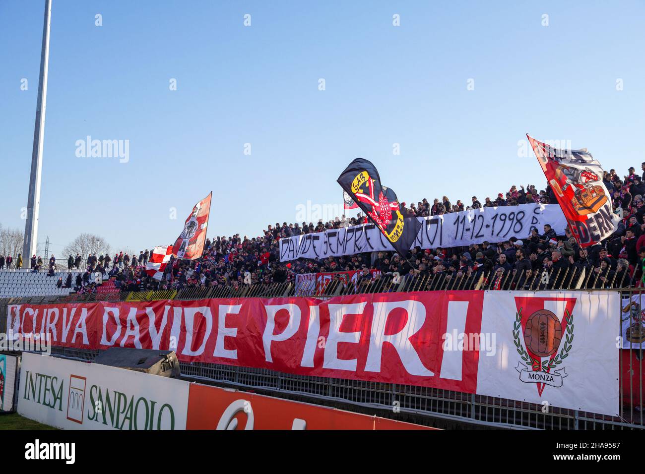 Monza Supporters während AC Monza gegen Frosinone Calcio, italienisches Fußballspiel der Serie B in Monza (MB), Italien, Dezember 11 2021 Stockfoto