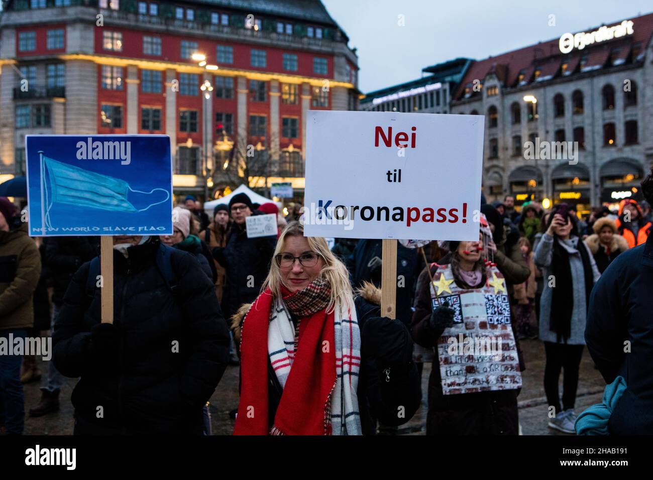 Demonstration gegen Corona-Pass und Impfung von Kindern in Oslo, Norwegen, 11. Dezember 2021. Stockfoto