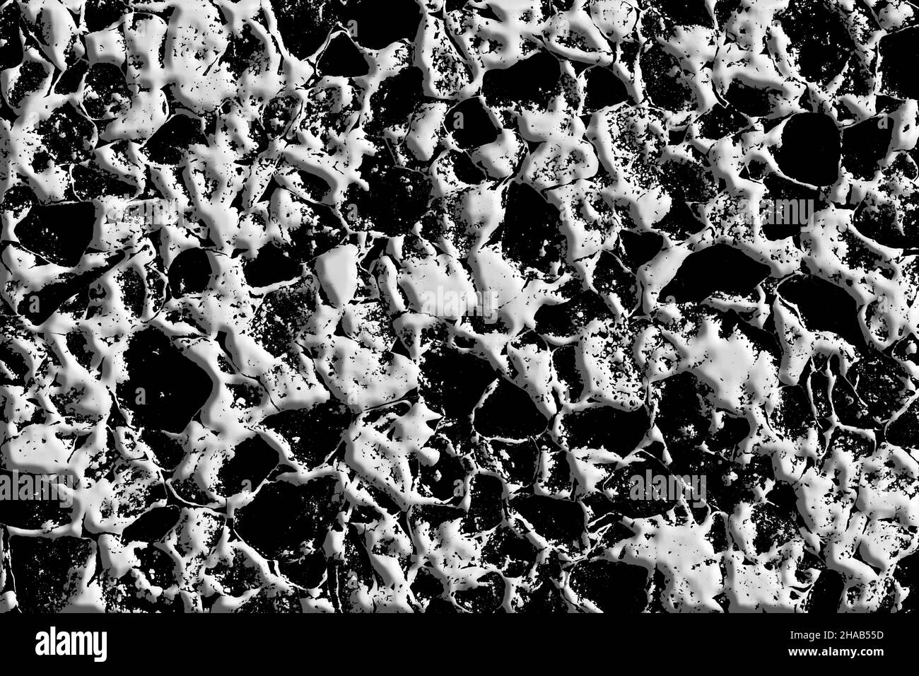 Abstrakter Hintergrund von variierten zufältigen schwarz-weißen 3D Mustern, mit rauen Kanten. Strukturiertes Schwarzweiß- oder Schwarzweißmuster. Zufällige Texturen. Stockfoto
