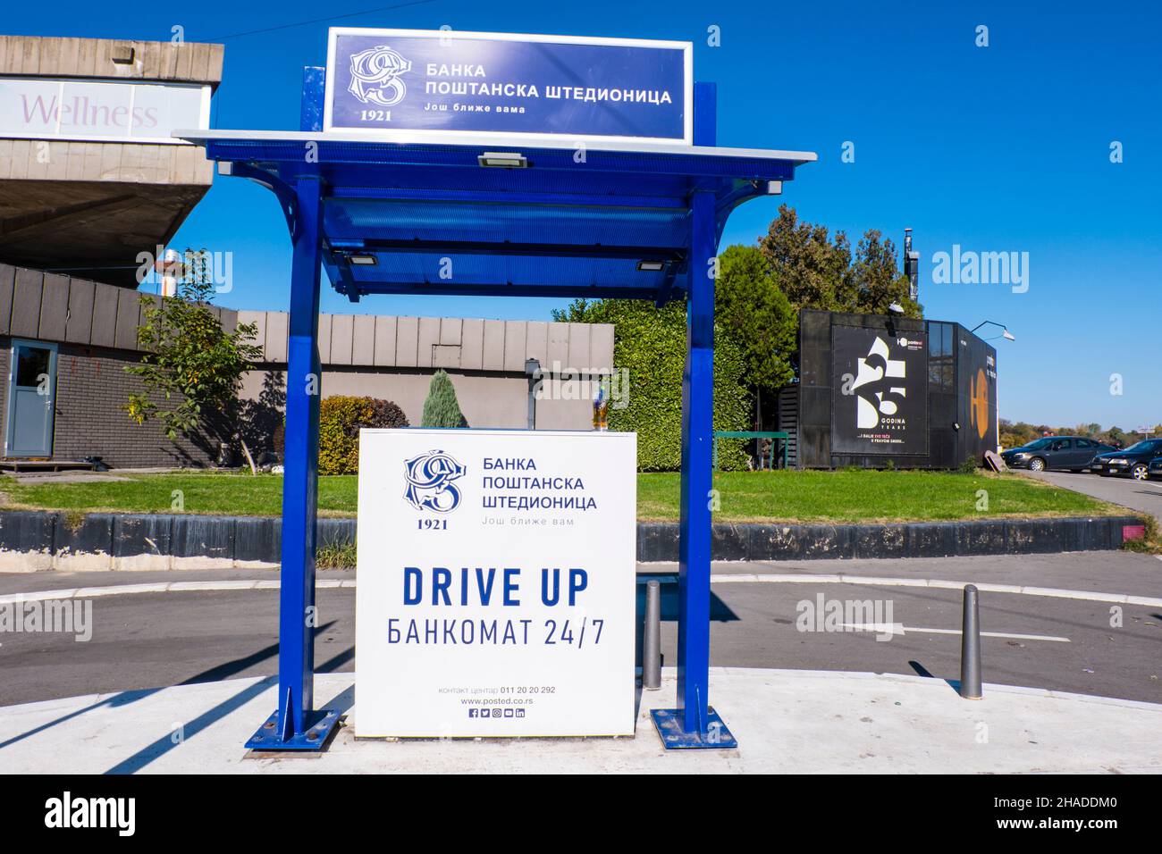 Drive up ATM cash dispenser, Belgrade, Serbia Stockfoto