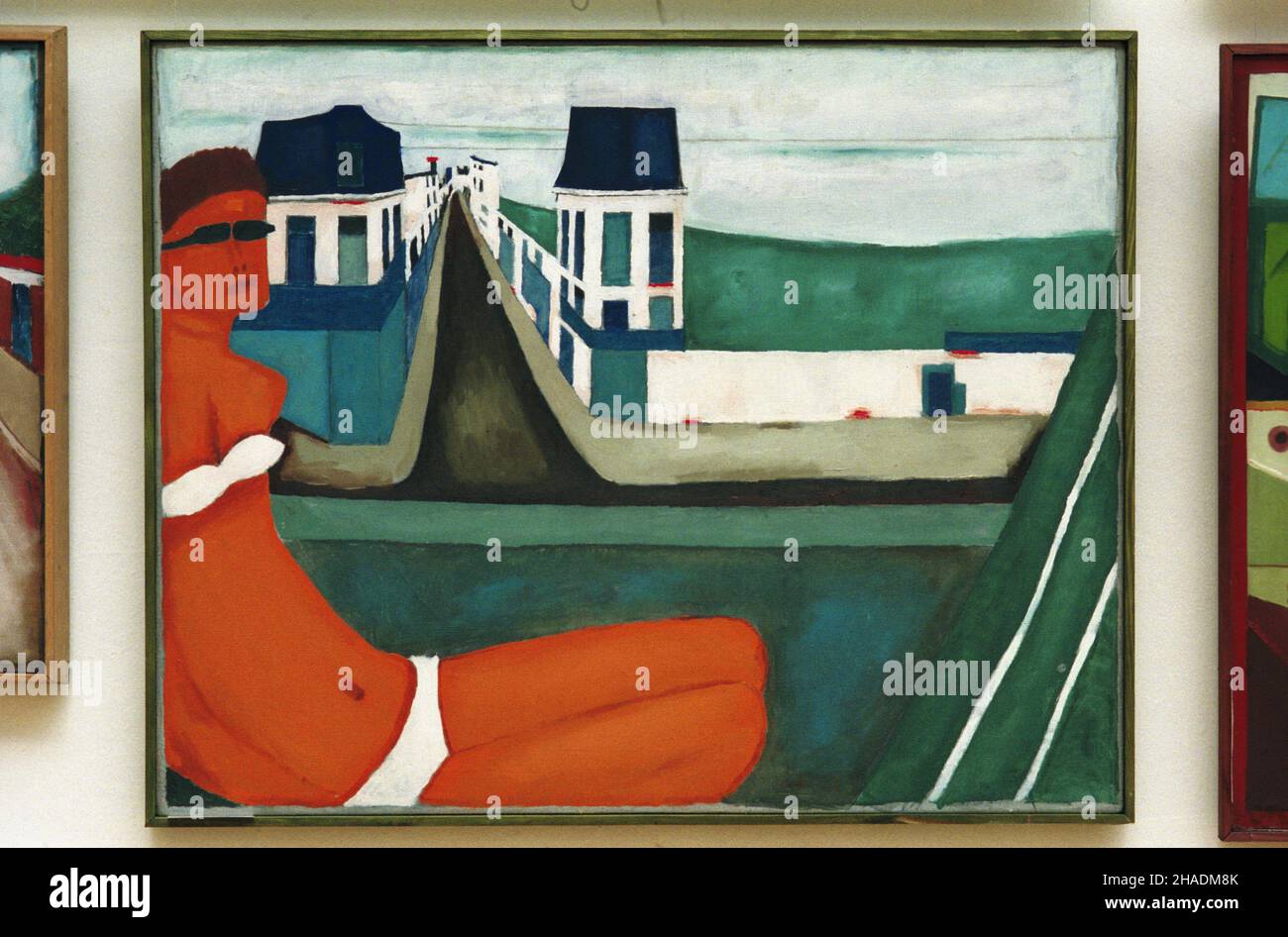 Warszawa 01.10.1993. Wystawa prax malarza Jerzego Nowosielskiego w galerii sztuki Zachêta. Nz. Kobieta i miasto, 1970-71. js PAP/Andrzej Rybczyñski Warschau, Polen, 01. Oktober 1993. 'Kobieta i miasto' von 1970-1971, bei der Jerzy Nowosielski-Gemäldeausstellung in der Zacheta-Kunstgalerie in Warschau. PAP/ANDRZEJ RYBCZYNSKI Stockfoto