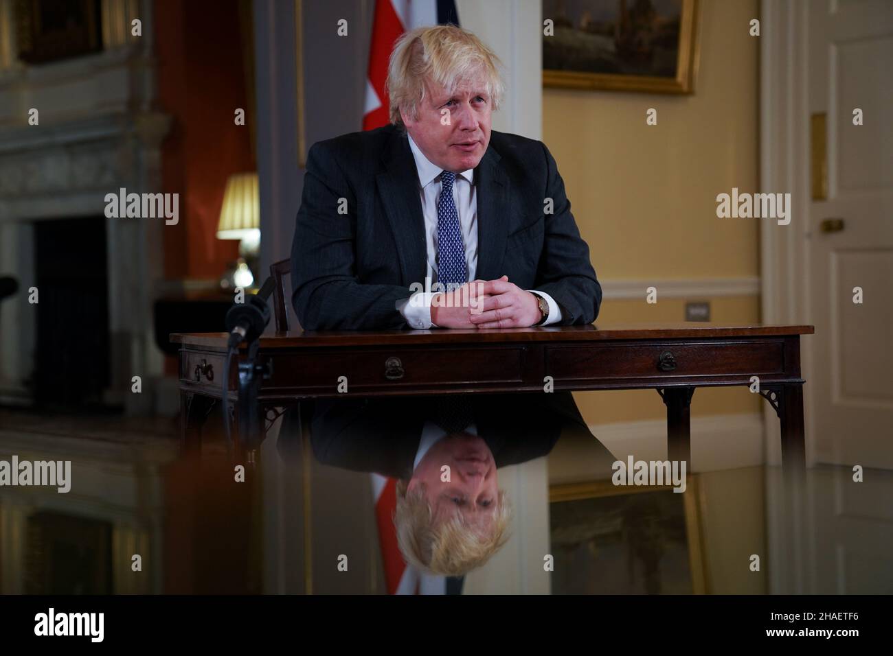 Premierminister Boris Johnson hält eine Rede an die Nation in der Downing Street, London, um einen aktuellen Stand des Impfstoffprogramms zur Verfügung zu stellen. Siehe PA Geschichte GESUNDHEIT Coronavirus. Bildnachweis sollte lauten: Kirsty O'Connor/PA Wire Stockfoto