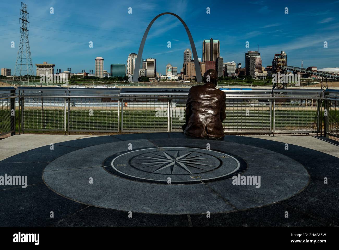 SAINT LOUIS MO, USA - 11. Nov 1988: Der Malcolm W. Martin Memorial Park an einem sonnigen Tag Stockfoto