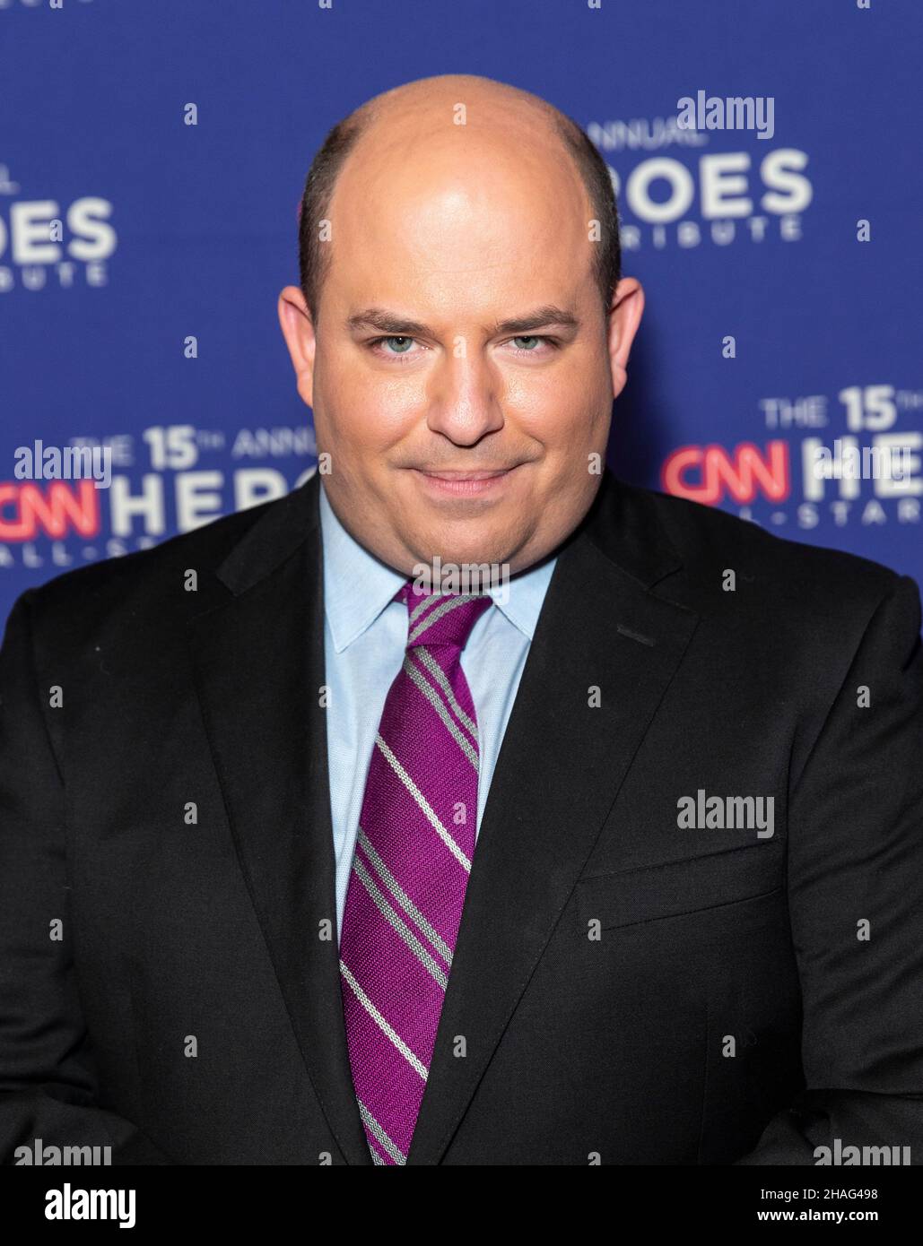 New York, NY - 12. Dezember 2021: CNN-Anker Brian Stelter nimmt 15th an der jährlichen CNN Heroes All-Star Tribute im American Museum of Natural History Teil Stockfoto