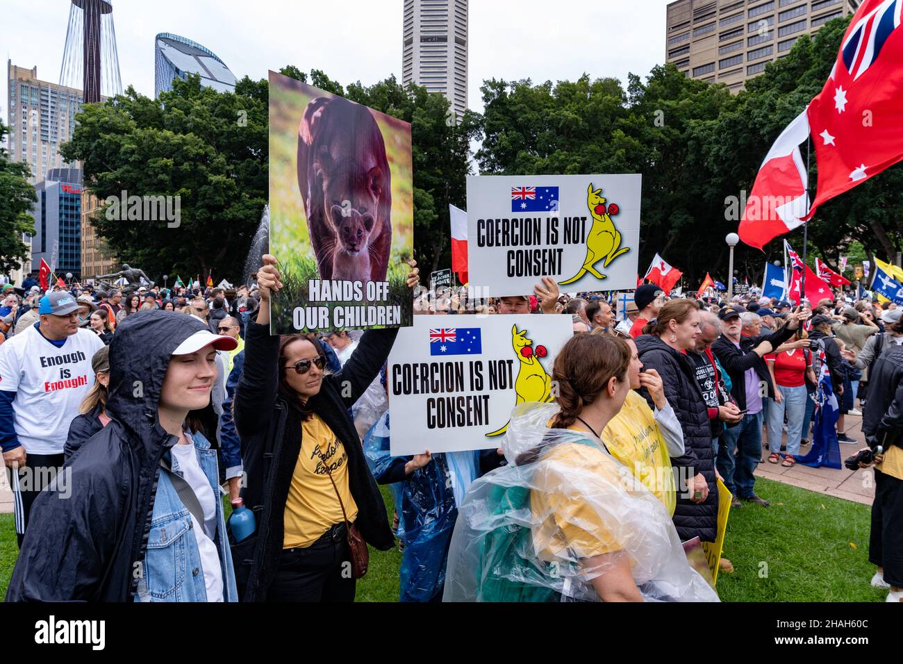 Menschen in Australien protestieren gegen staatliche Impfstoffmandate. Hyde Park, Sydney, 27. November 2021. Stockfoto
