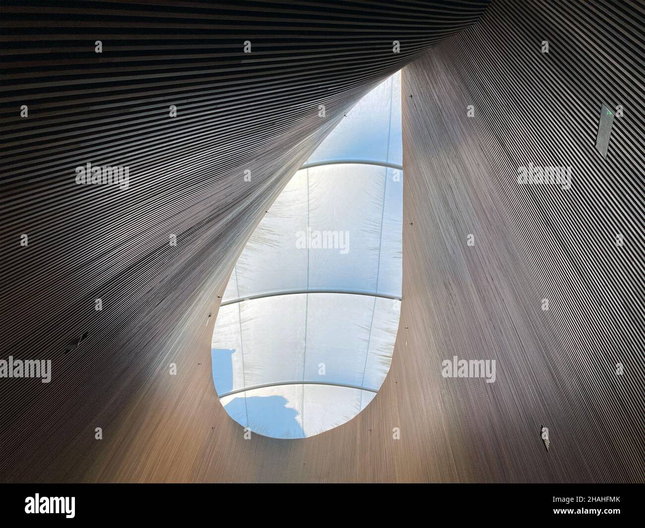 VAE, Dubai - 28. November 2021: Serbien-Pavillon auf der Weltausstellung 2020 Stockfoto