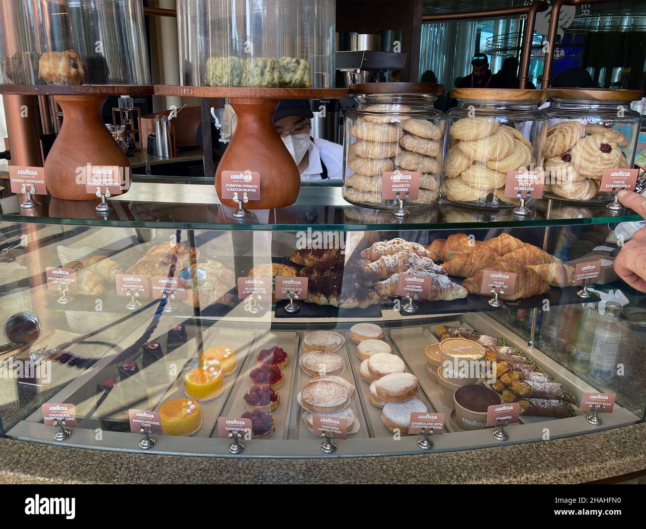 Lavazza coffee Fotos und Bildmaterial in hoher Auflösung Alamy