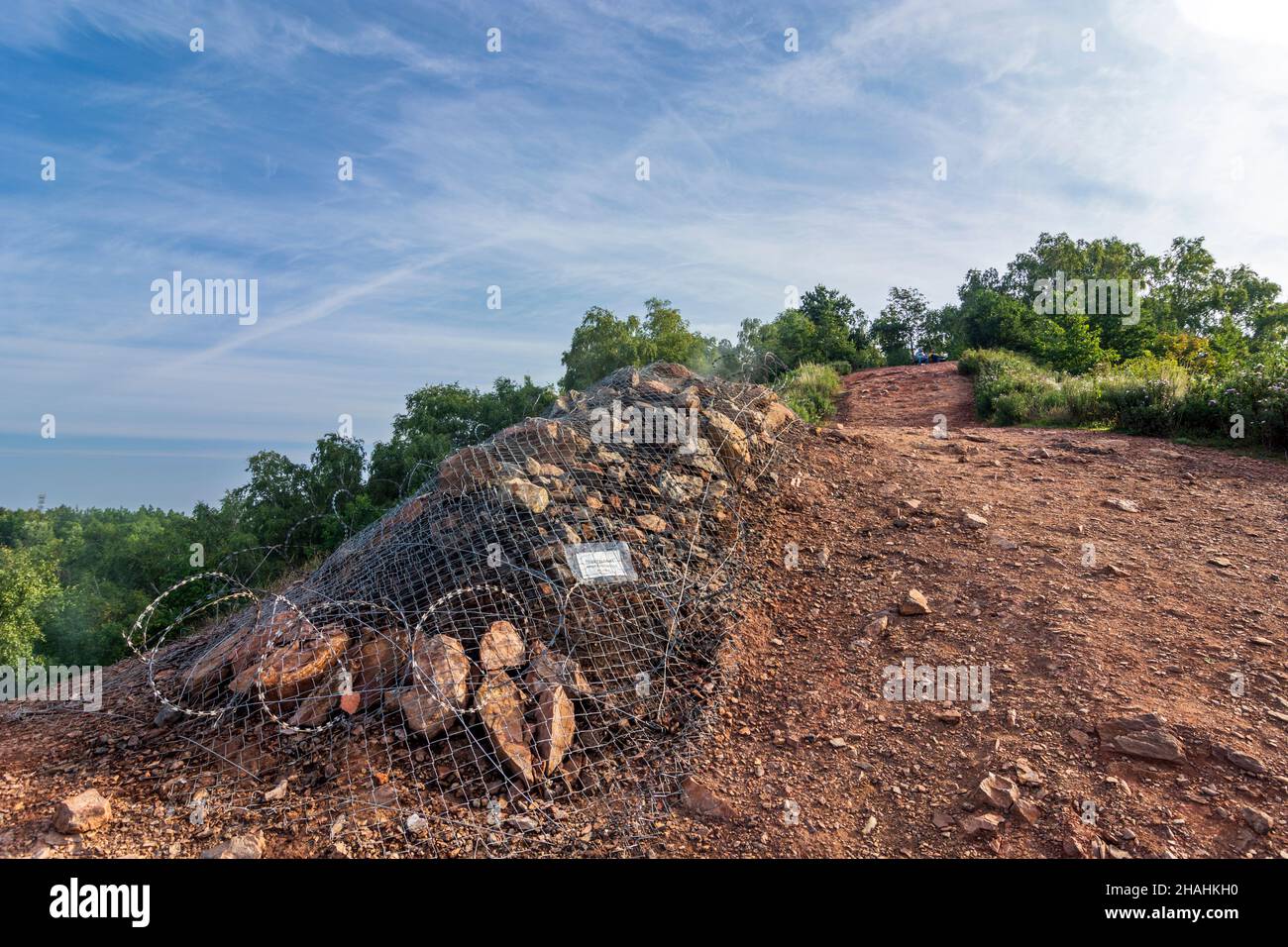 Ostrava (Ostrau): EMA Heap (Ema-Terezie oder Terezie-Ema) konischer Haufen (ein künstlich angeschaffener Hügel). Es besteht aus Millionen Tonnen Abraum aus der Mine Ostrava Stockfoto