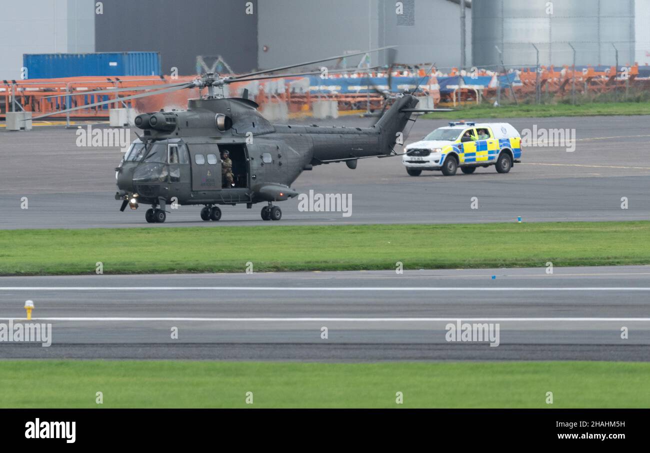 Polizei Schottland auf Patrol am Flughafen Glasgow Prestwick Stockfoto