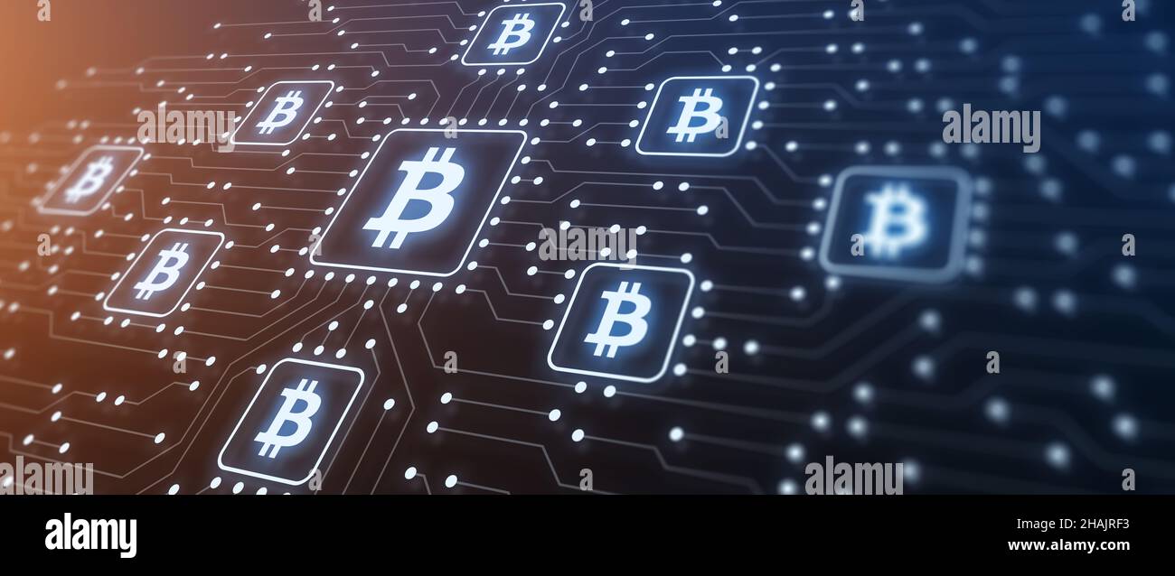 Bitcoin-Krypto-Mining und Blockchain-Illustration mit Symbol der Kryptowährung in elektronischer Schaltung. Rechenleistung, Investitionen. Stockfoto