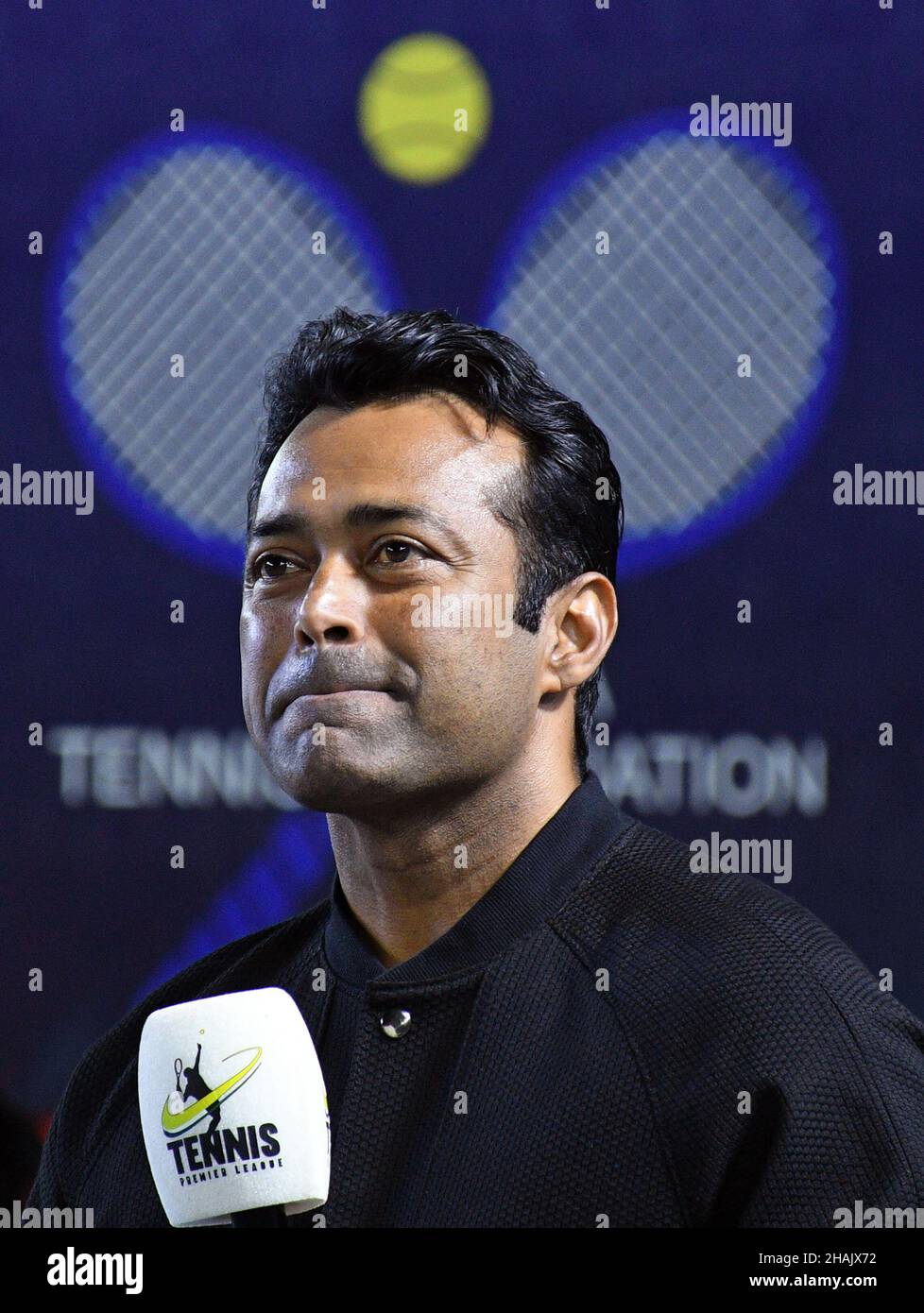 Mumbai, Indien. 13th Dez 2021. Der indische Tennisspieler Leander Paes wird während der Tennis Premiere League in Mumbai gesehen.die Liga befindet sich in ihrer dritten Saison und bietet jungen Talenten die Möglichkeit, ihre Fähigkeiten zu zeigen. (Foto von Ashish Vaishnav/SOPA Images/Sipa USA) Quelle: SIPA USA/Alamy Live News Stockfoto
