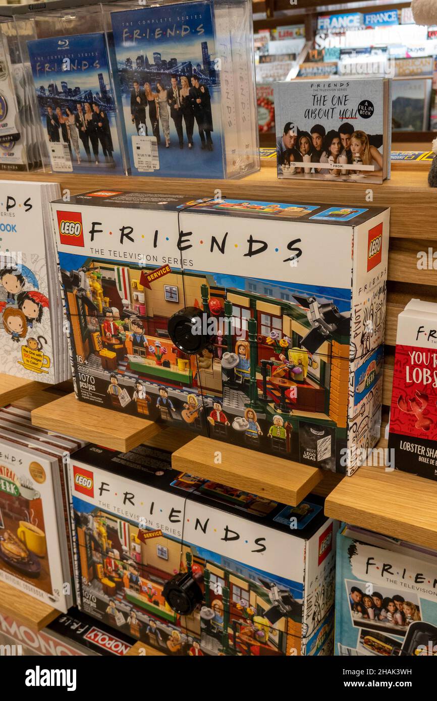 Barnes & Noble Booksellers auf der Fifth Avenue in New York City hat eine große Auswahl an Produkten, USA Stockfoto
