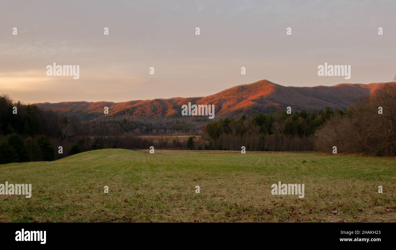 Sonnenuntergang in den Smokey Mountains Stockfoto