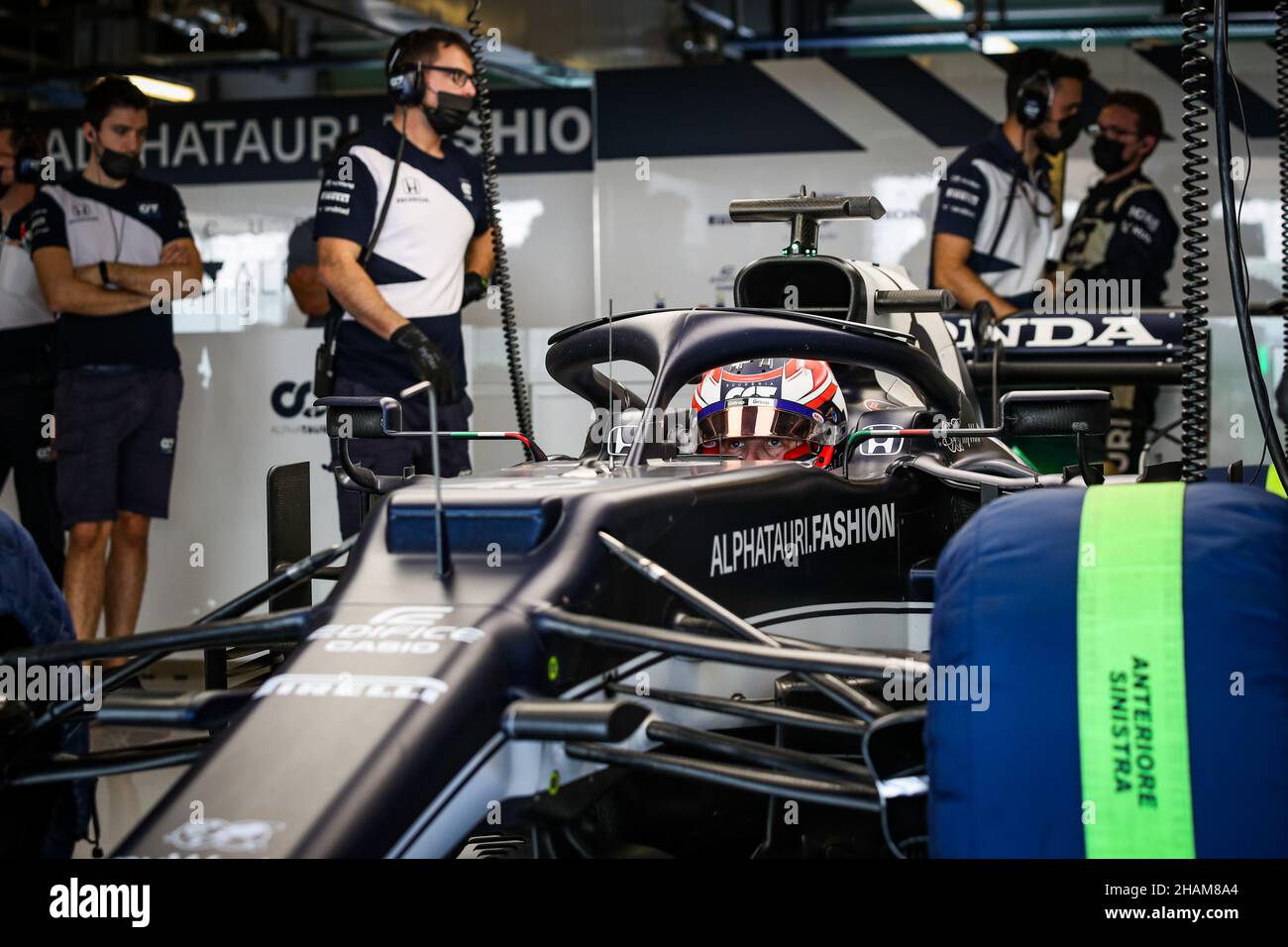 LAWSON Liam (nzl), Scuderia AlphaTauri Honda AT02, Porträt während der Nachsaison-Tests 2021 vom 14. Bis 15. Dezember 2021 auf dem Yas Marina Circuit, auf der Insel Yas, Abu Dhabi - Foto: Florent Gooden/DPPI/LiveMedia Stockfoto