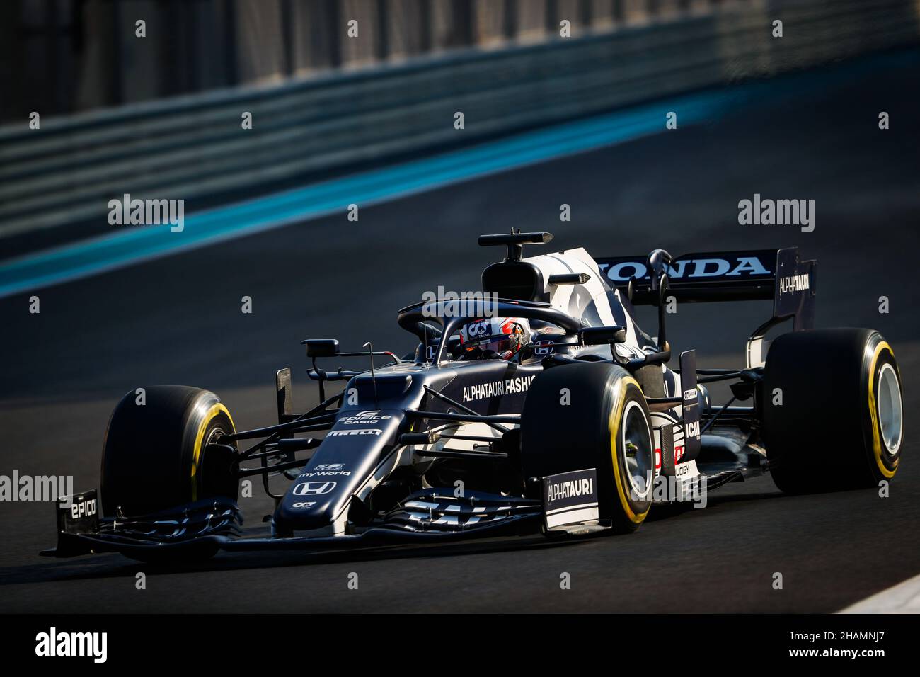 40 LAWSON Liam (nzl), Scuderia AlphaTauri Honda AT02, Aktion während der 2021 Nachsaison-Tests vom 14. Bis 15. Dezember 2021 auf dem Yas Marina Circuit, auf der Insel Yas, Abu Dhabi - Foto: Antonin Vincent/DPPI/LiveMedia Stockfoto