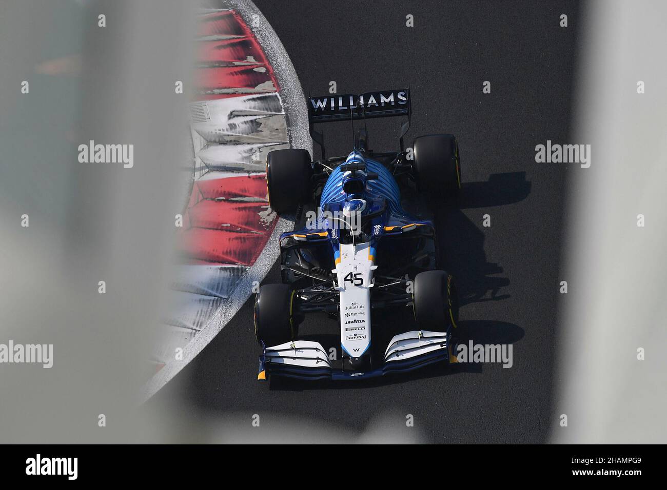 14.12.2021, Yas Marina Circuit, Abu Dhabi, Formel-1-Testfahrten, im Bild Logan Sargeant (USA), Williams Racing Stockfoto
